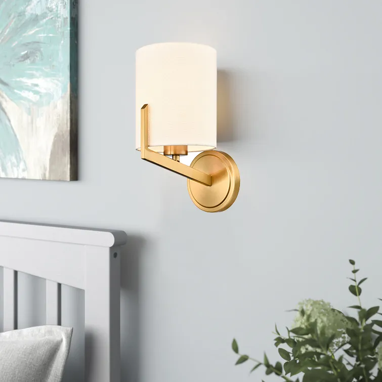 Modernong Wall Lamp at Vanity Light