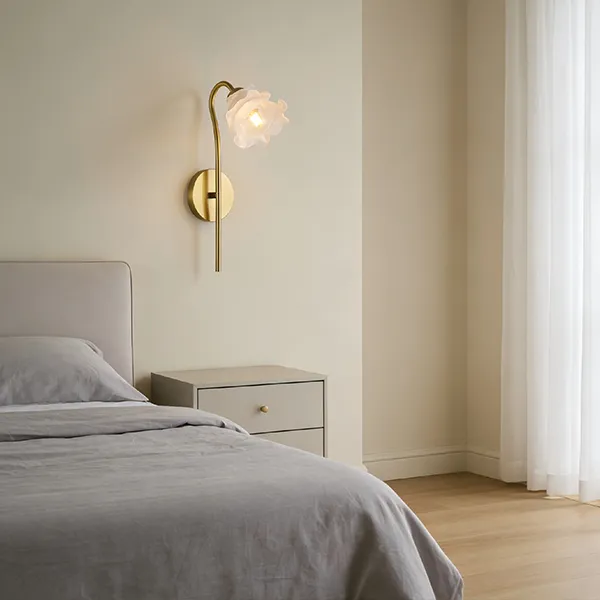 Paano Ipares ang Mga Modernong Wall Sconce sa isang Silid-tulugan